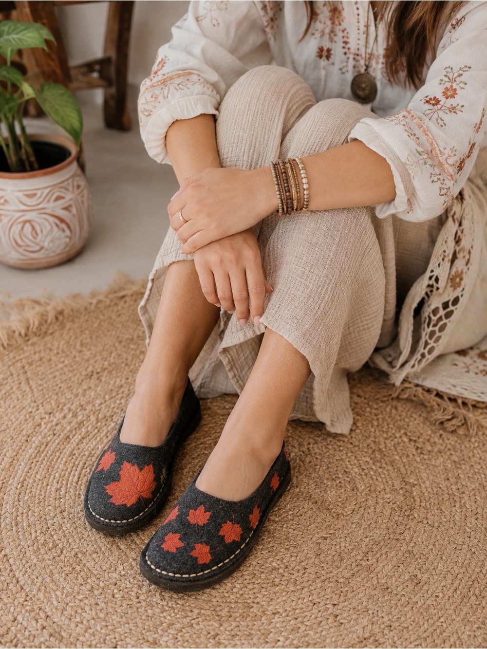 Camper Twins Leaves Wool Felt Embroidered Maple Leaf Flats Shoes EU 38